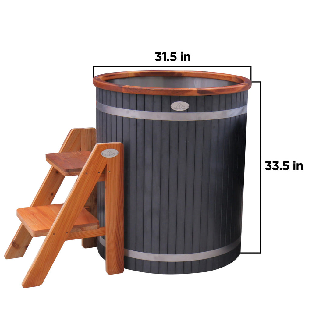 Wooden cold tub with dimensions and wooden steps on a white background